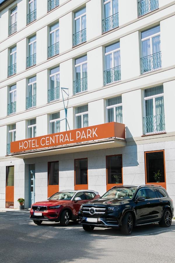 Hotel Central Park Poděbrady Esterno foto
