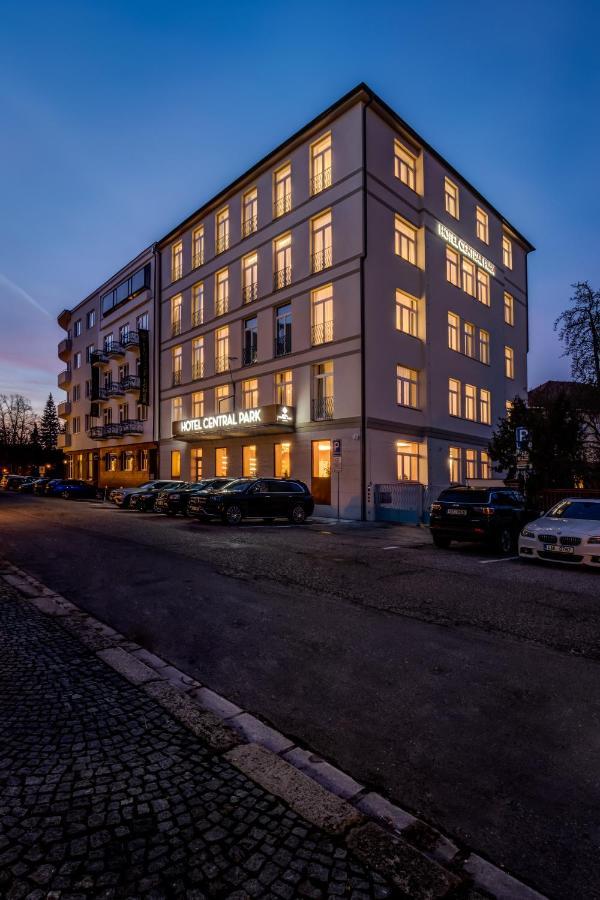 Hotel Central Park Poděbrady Esterno foto